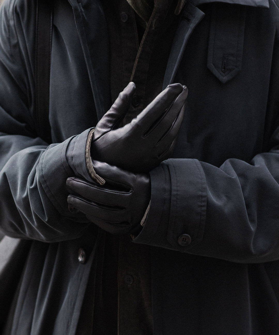 ATTACHMENT アタッチメントのSTRETCH SHEEPLEATHER GLOVE - BLACKの公式通販サイトsession福岡セレクトショップ