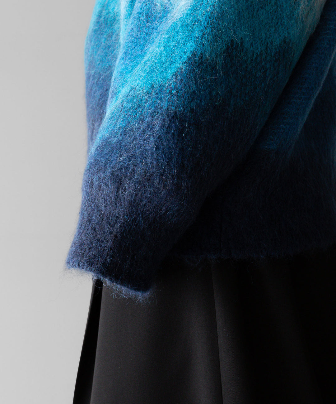 stein(シュタイン)の24SSコレクションGRADATION MOHAIR KNIT LSのBLUE BLACK GRADATION 公式通販サイトsession福岡セレクトショップ