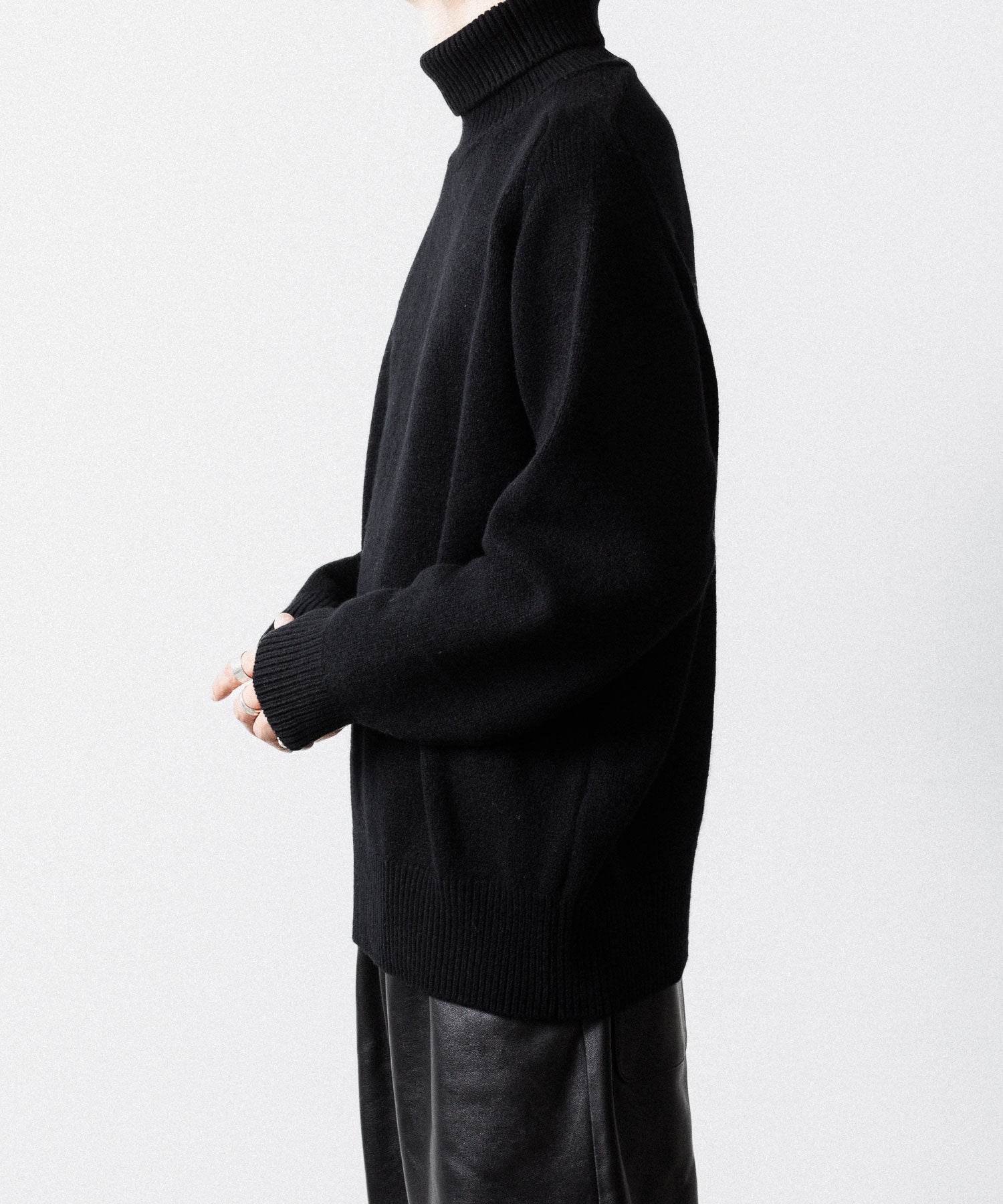 ssstein(シュタイン)のEXTRA FINE WOOL WARM KNIT TURTLE NECK LS - BLACKの公式通販サイトsession福岡セレクトショップ