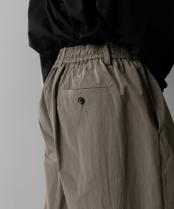 ssstein(シュタイン)のWINDPROOF NYLON WIDE EASY SHORT TROUSERS - TAUPEの公式通販サイトsession福岡セレクトショップ