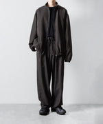 画像をギャラリービューアに読み込む, ssstein(シュタイン)のWOOL/SILK SHIRRED LIGHT ZIP JACKET - DARK CHARCOALの公式通販サイトsession福岡セレクトショップ
