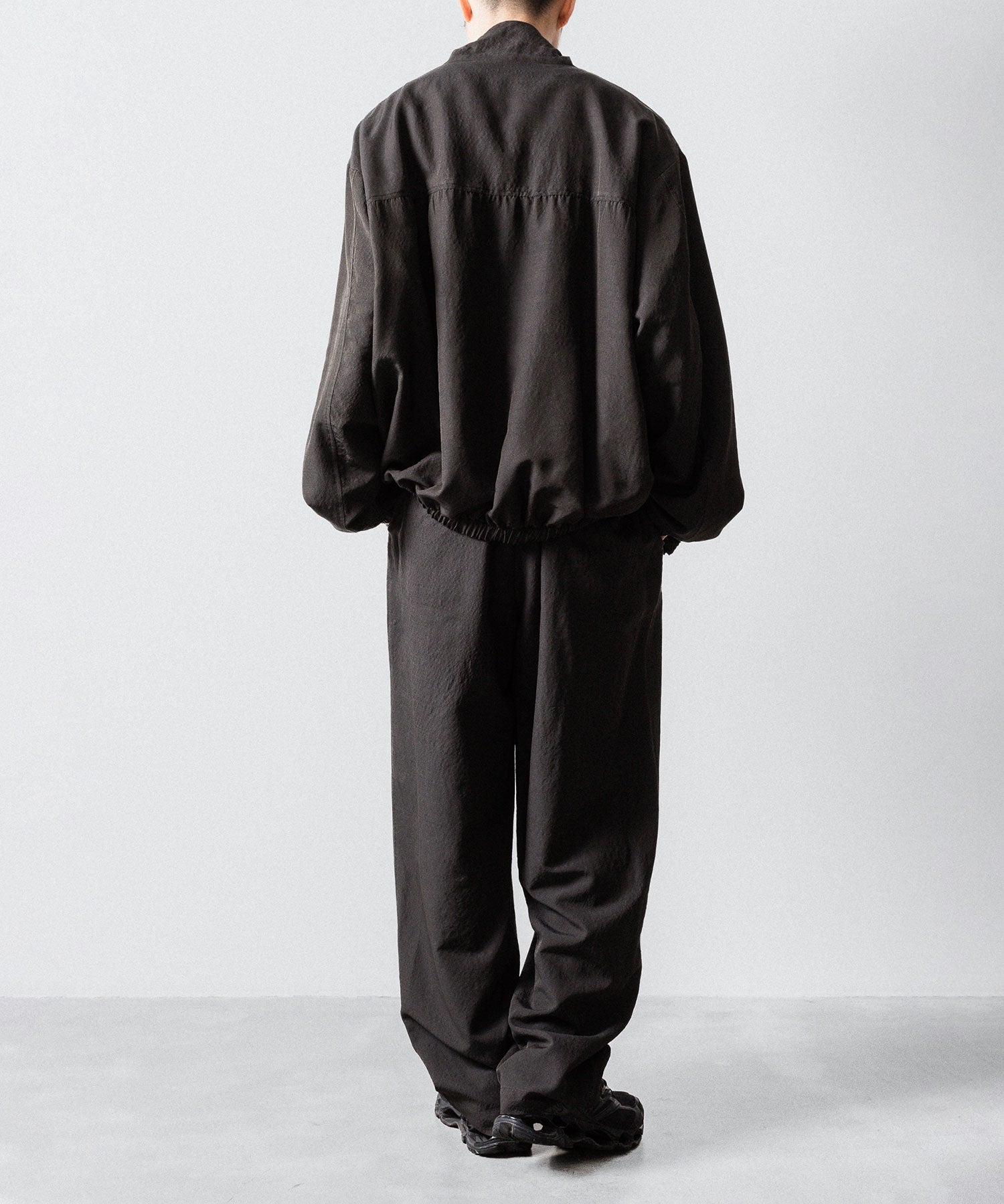 ssstein / シュタイン】WOOL/SILK WIDE EASY TROUSERS - DARK CHARCOAL