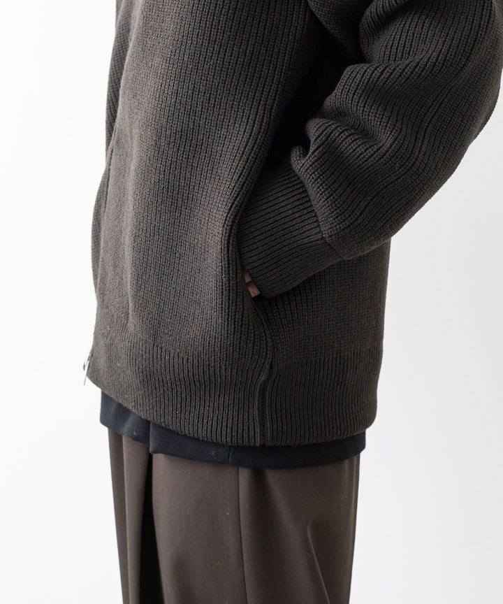 stein(シュタイン)の23AWコレクションOVERSIZED DRIVERS KNIT ZIP JACKETのMILITARY KHAKI