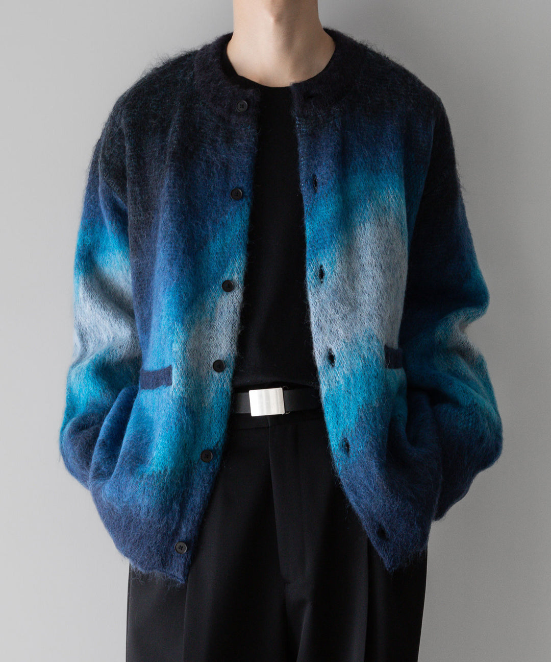 stein(シュタイン)の24SSコレクションGRADATION MOHAIR KNIT CARDIGANのBLUE BLACK GRADATION公式通販サイトsession福岡セレクトショップ