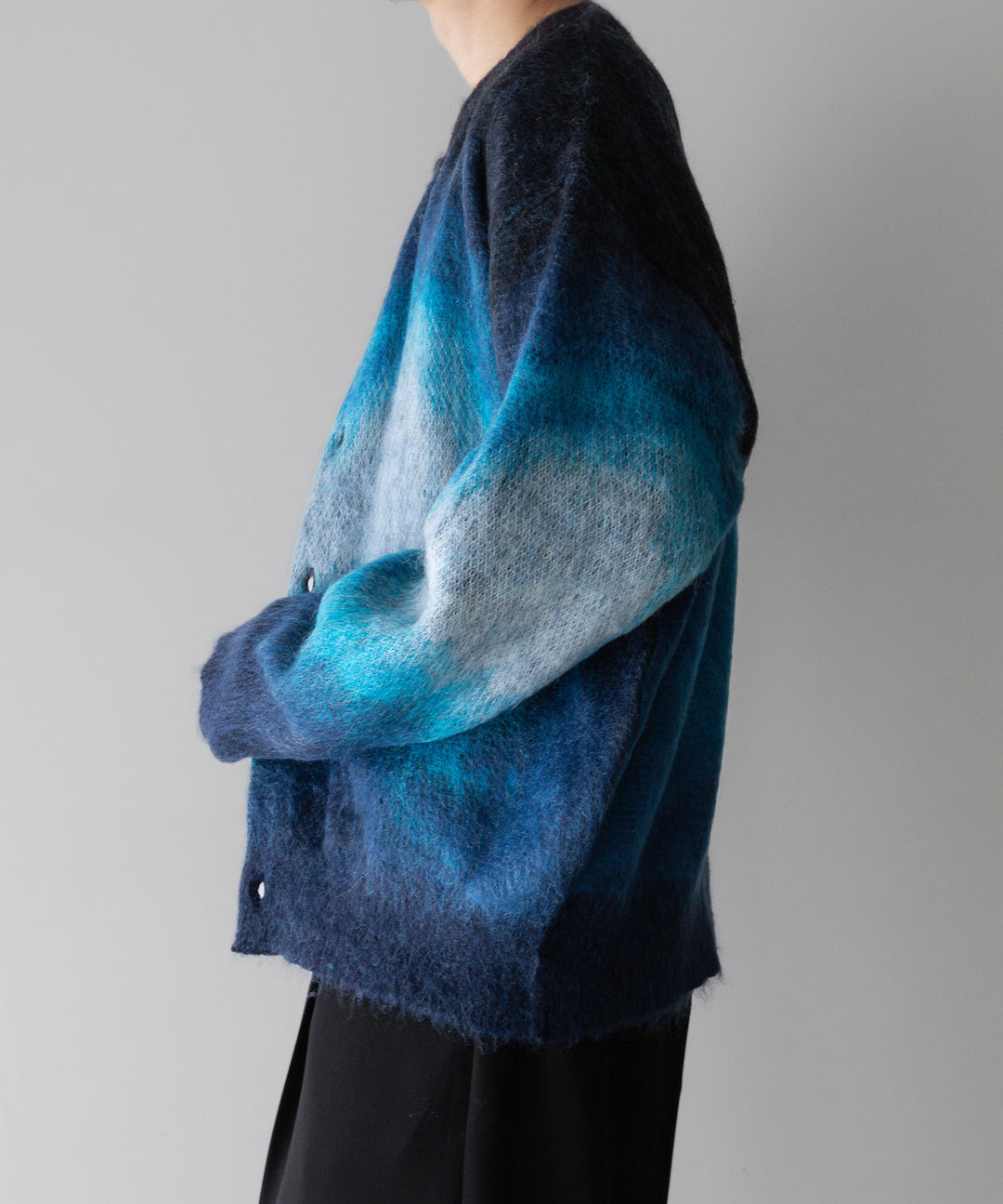 stein(シュタイン)の24SSコレクションGRADATION MOHAIR KNIT CARDIGANのBLUE BLACK GRADATION公式通販サイトsession福岡セレクトショップ