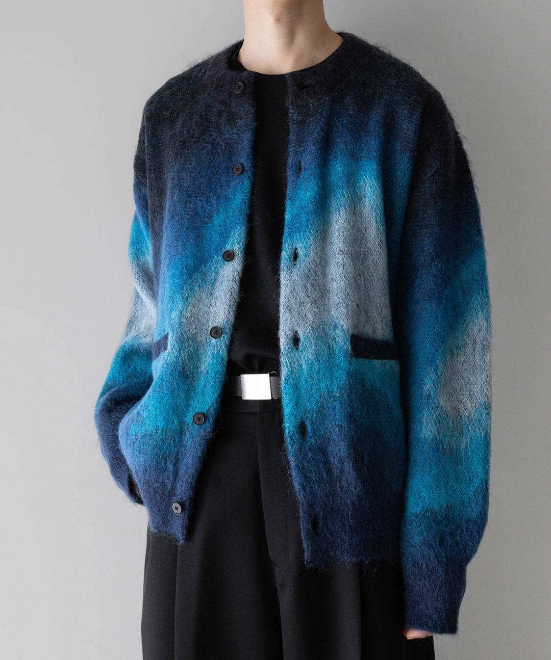 stein(シュタイン)の24SSコレクションGRADATION MOHAIR KNIT CARDIGANのBLUE BLACK GRADATION公式通販サイトsession福岡セレクトショップ