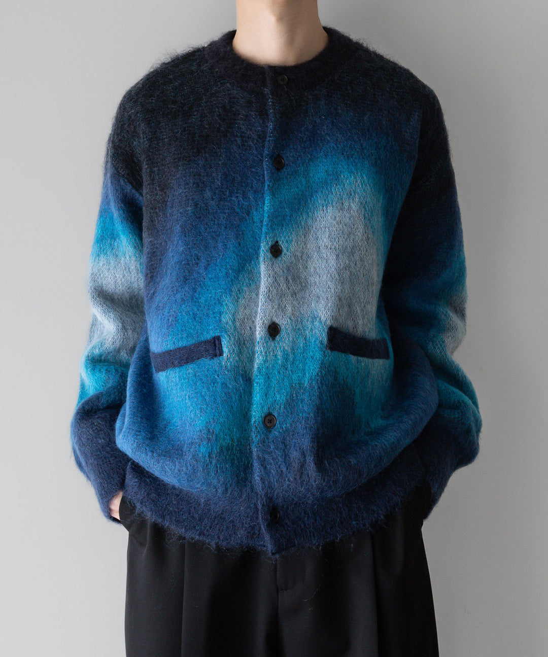 stein(シュタイン)の24SSコレクションGRADATION MOHAIR KNIT CARDIGANのBLUE BLACK GRADATION公式通販サイトsession福岡セレクトショップ