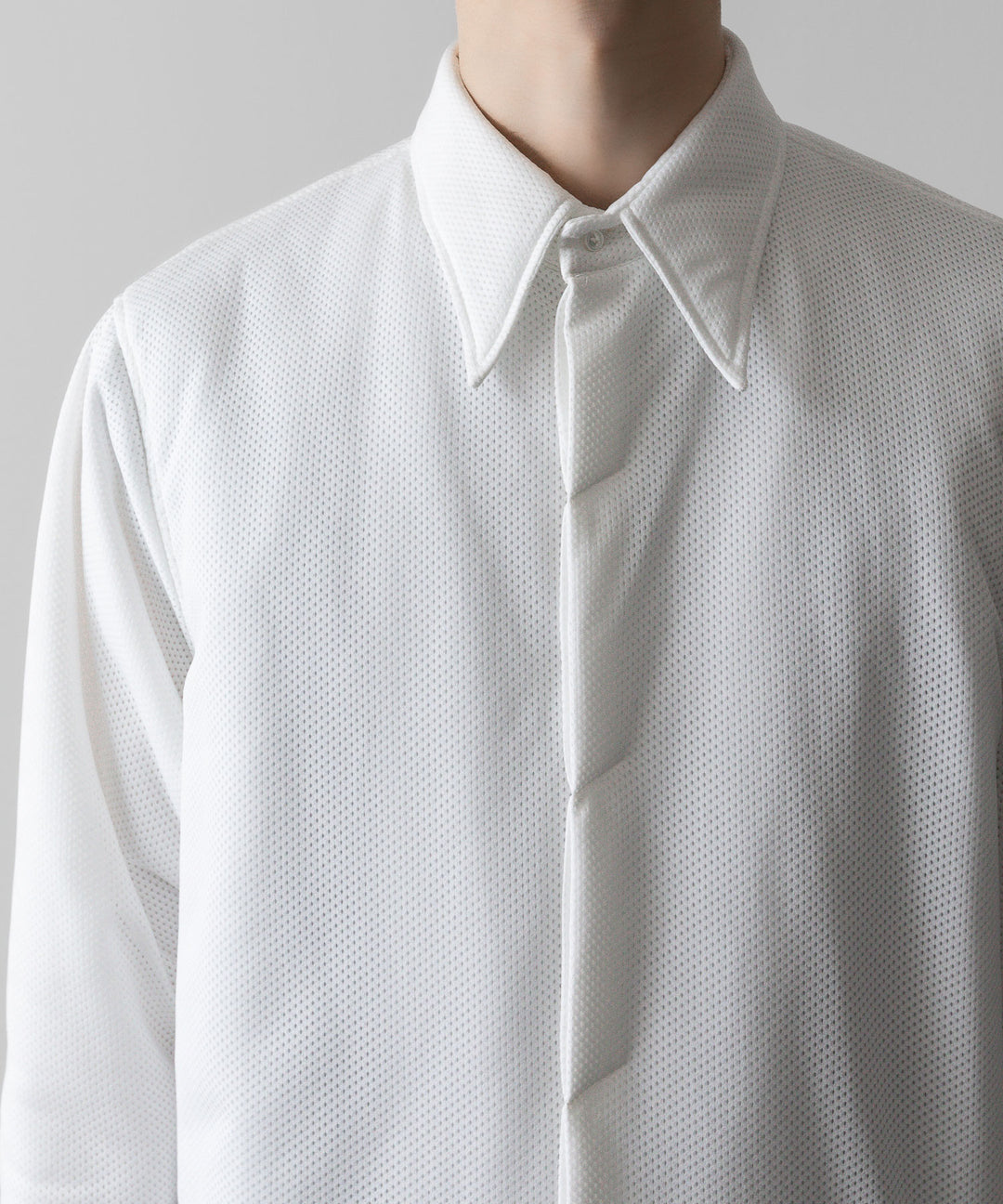 ato(アトウ)のPADDED SHIRT BLUSON - WHITEの公式通販サイトsession福岡セレクトショップ