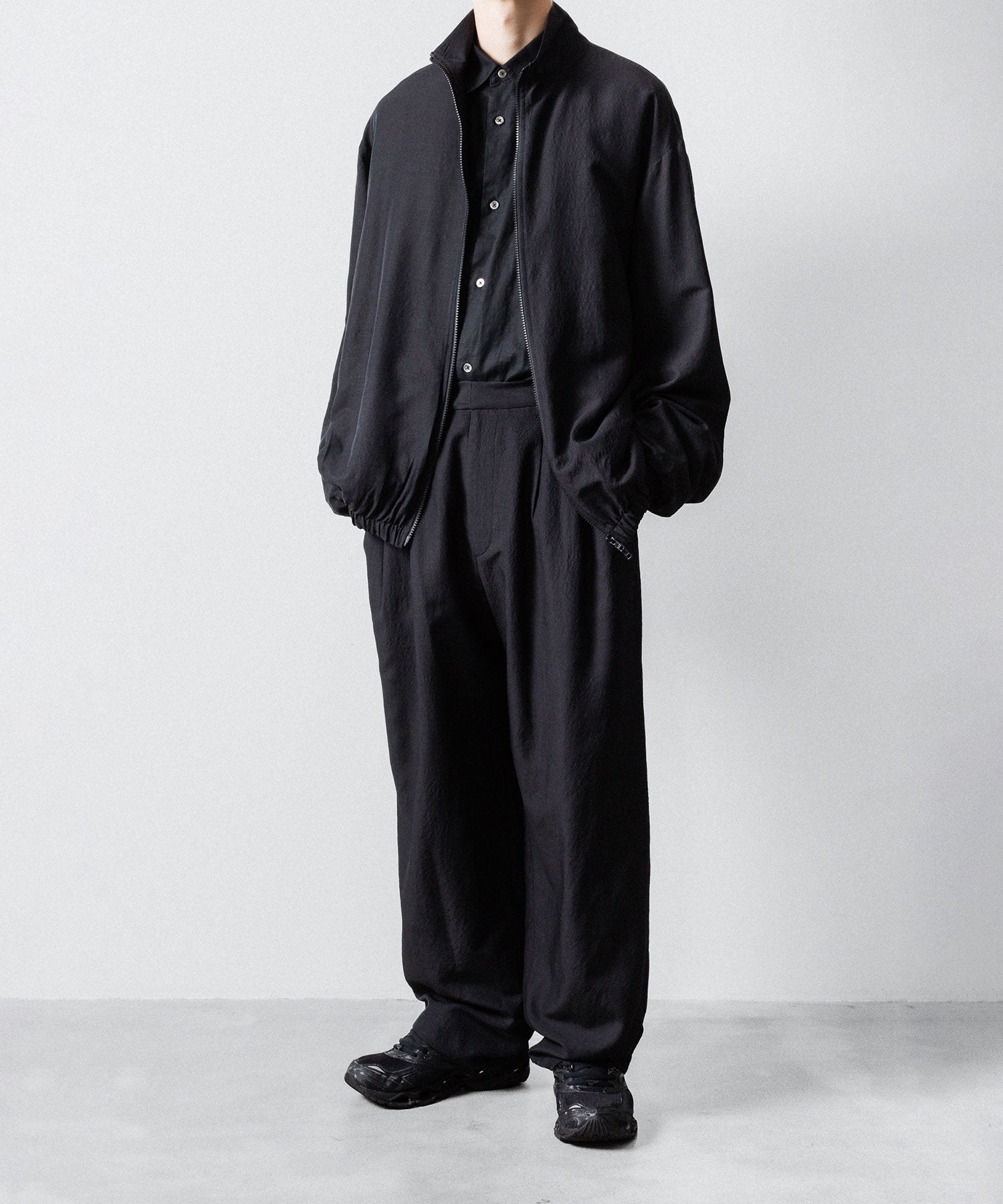 ssstein / シュタイン】WOOL/SILK SHIRRED LIGHT ZIP JACKET - BLACK