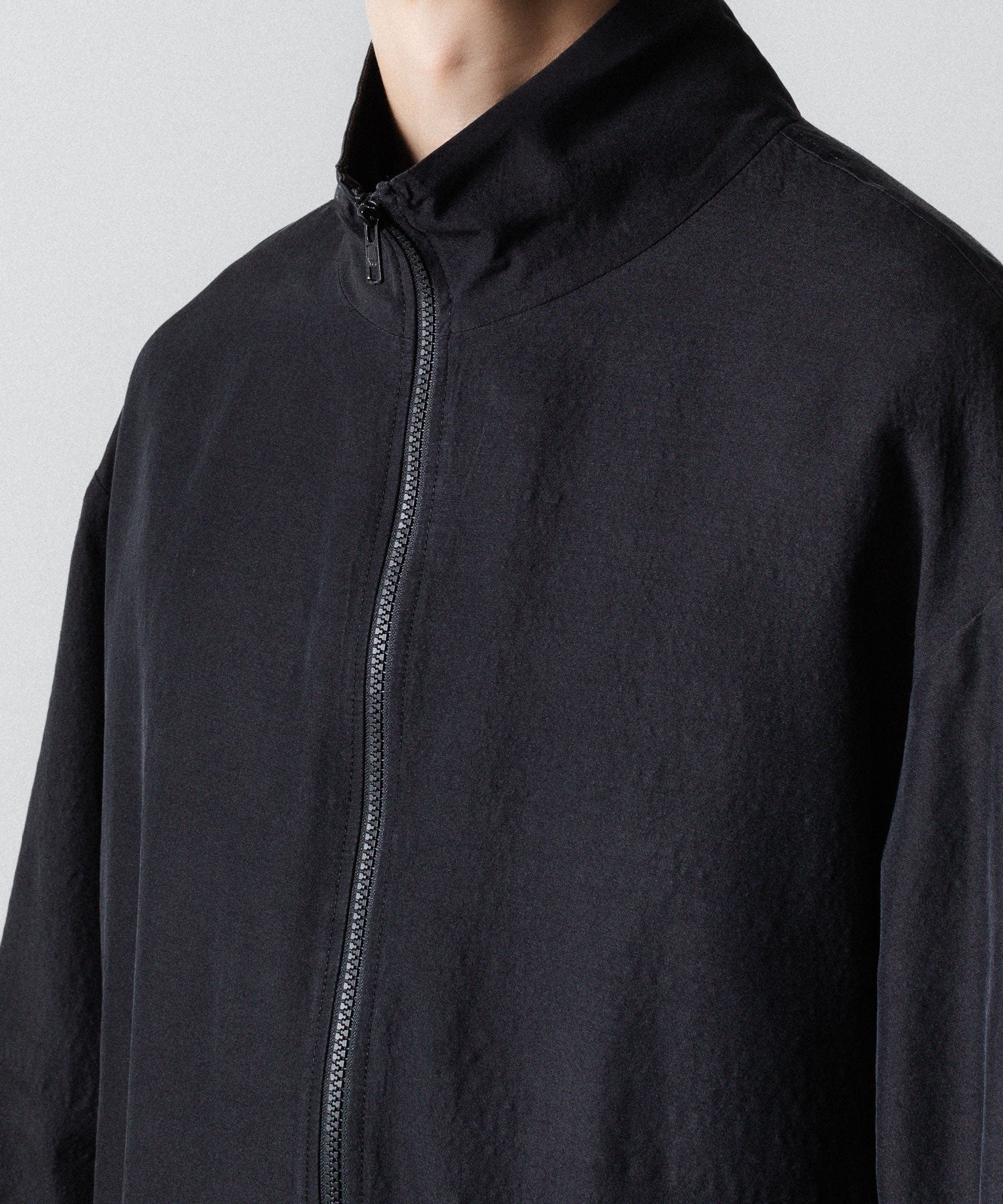  ジップアップジャケット ブラック ssstein / シュタイン】WOOL/SILK SHIRRED LIGHT ZIP JACKET - BLACK