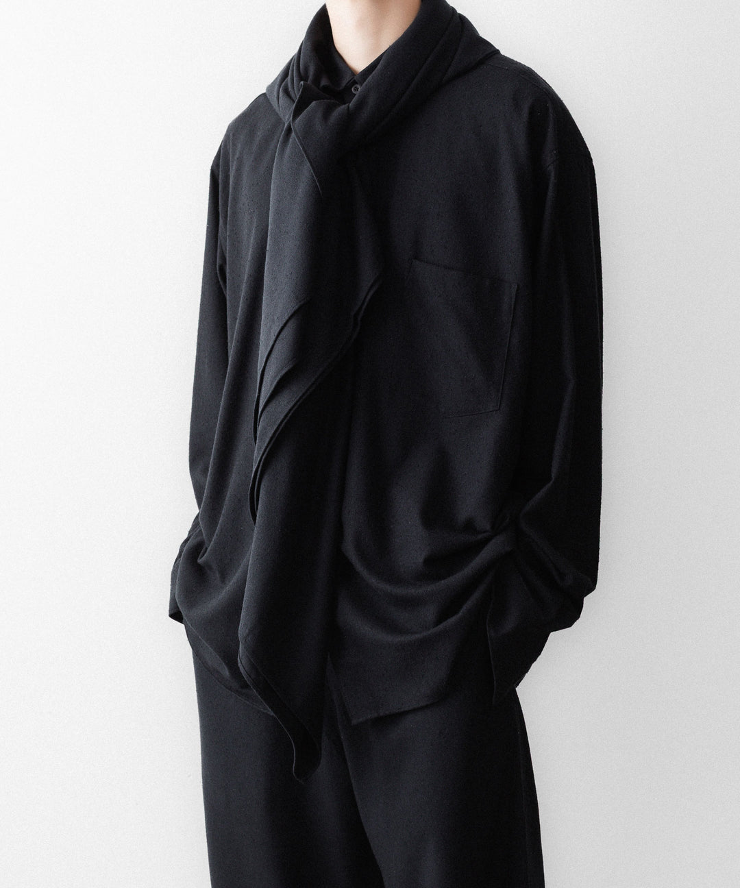 INTÉRIM インテリムのSILK NOIL SQUARE CLOTH STOLEのBLACK 公式通販サイトsession福岡セレクトショップ
