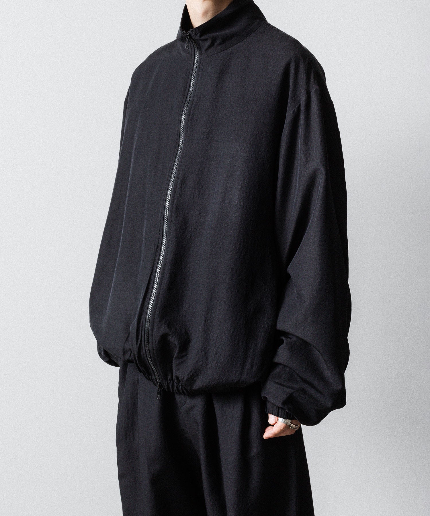 ssstein / シュタイン】WOOL/SILK SHIRRED LIGHT ZIP JACKET - BLACK