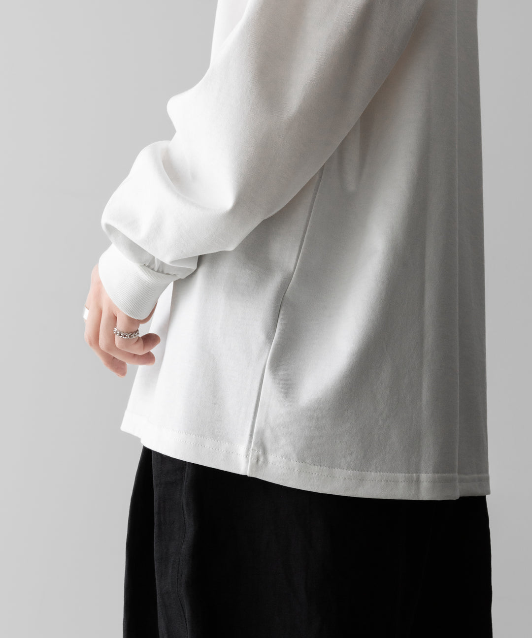 ssstein(シュタイン)のOVERSIZED LONG SLEEVE TEE [TWIST] - WHITEの公式通販サイトsession福岡セレクトショップ