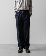 画像をギャラリービューアに読み込む, INTÉRIM(インテリム)のVIRGIN WOOL AND CASHMERE FLANNEL 2-TUCK STRAIGHT SLACKS - TOP NAVYの公式通販サイトsession福岡セレクトショップ
