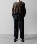 画像をギャラリービューアに読み込む, 【INTÉRIM】VIRGIN WOOL AND CASHMERE FLANNEL 2-TUCK STRAIGHT SLACKS - TOP NAVY
