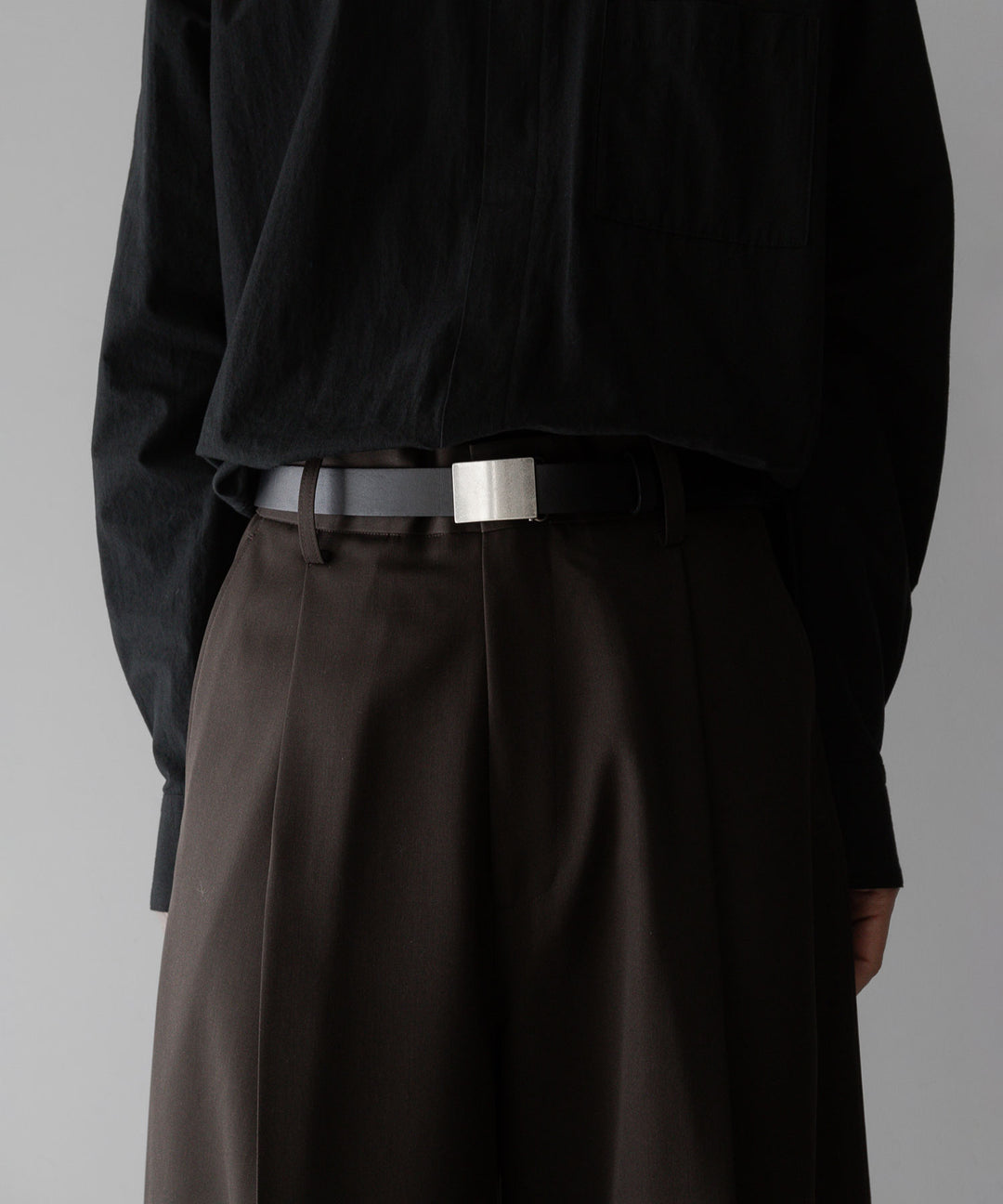 stein(シュタイン)の24SSコレクションEXTRA WIDE TROUSERS のMILITARY KHAKI sessionセッション福岡セレクトショップ 公式通販サイト