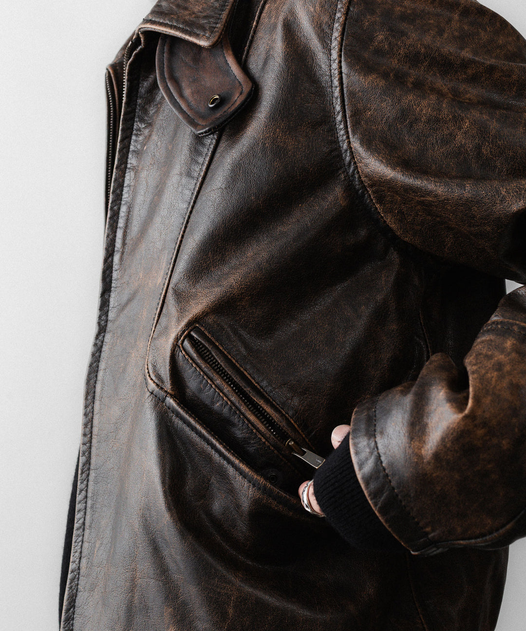 ANTHEM Aアンセムエー のRUSTY BUFFALO LEATHER ZIP BLOUSON - BROWNの公式通販サイトsession福岡セレクトショップ