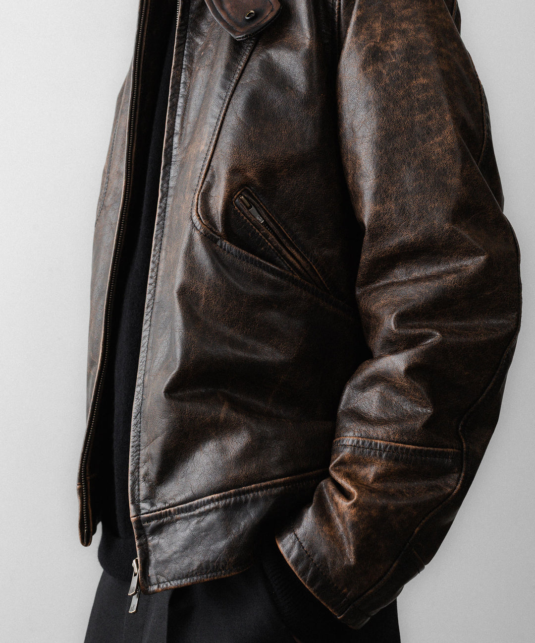 ANTHEM Aアンセムエー のRUSTY BUFFALO LEATHER ZIP BLOUSON - BROWNの公式通販サイトsession福岡セレクトショップ