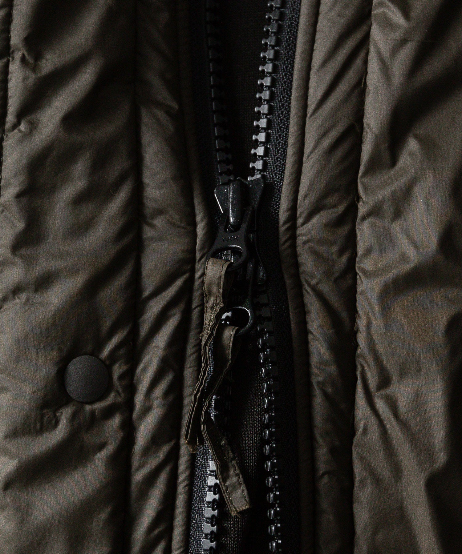 ssstein(シュタイン)の23AWコレクションPADDED MILITARY LONG VESTのMILITARY KHAKI sessionセッション福岡セレクトショップ 公式通販サイト