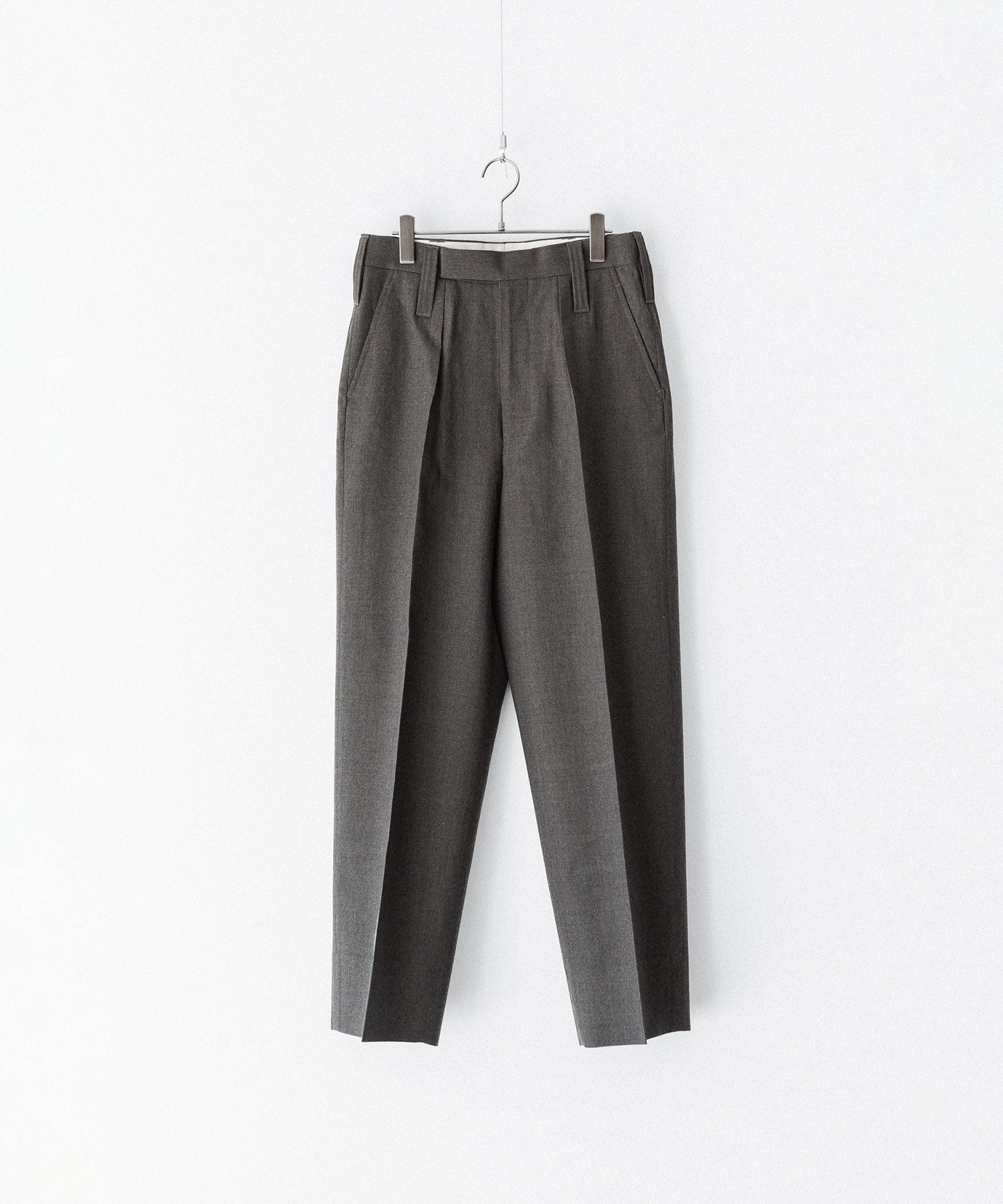 INTÉRIM - インテリムのMILITARY WOOL SERGE 1-TUCK FRENCH ARMY WIDE TAPERED TROUSERのDUST GRAY公式通販サイトsession福岡セレクトショップ