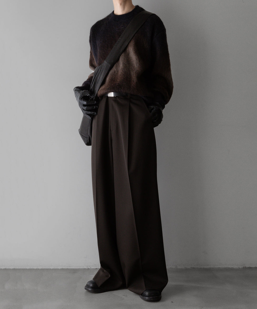 stein(シュタイン)の24SSコレクションEXTRA WIDE TROUSERS のMILITARY KHAKI sessionセッション福岡セレクトショップ 公式通販サイト