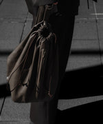 画像をギャラリービューアに読み込む, ATTACHMENT アタッチメントのSYNTHETIC LEATHER BUCKET BAG - D.BROWNの公式通販サイトsession福岡セレクトショップ
