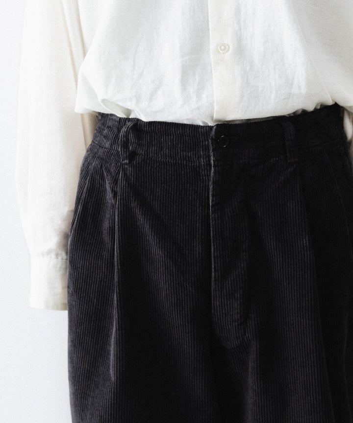 concause-コンコースのCORDUROY WIDE TAPERED SLACKSのBLACK公式通販サイトsession福岡セレクトショップ