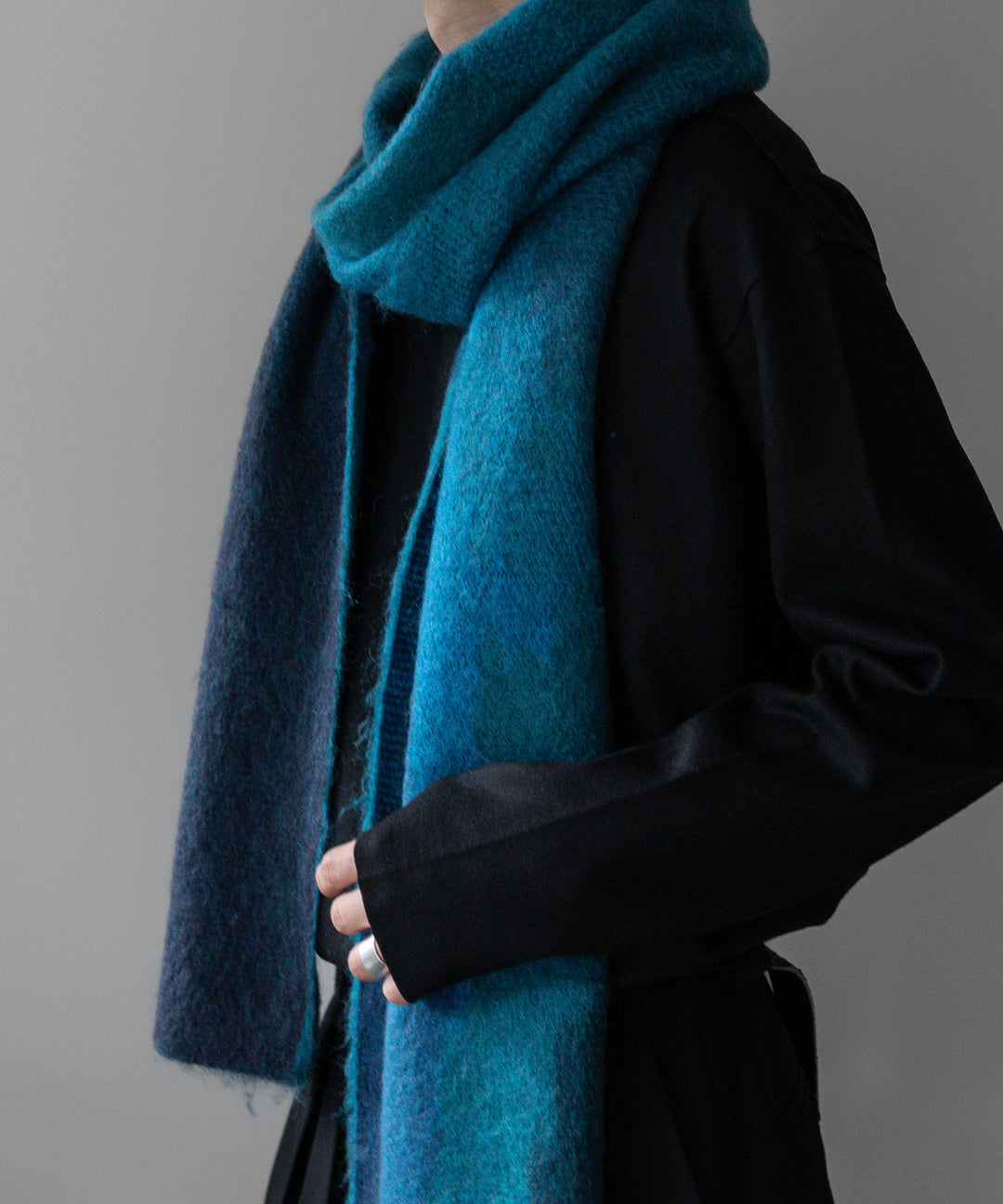 stein(シュタイン)の23AWコレクションGRADATION MOHAIR MUFFLERのBLUE GREEN sessionセッション福岡セレクトショップ 公式通販サイト