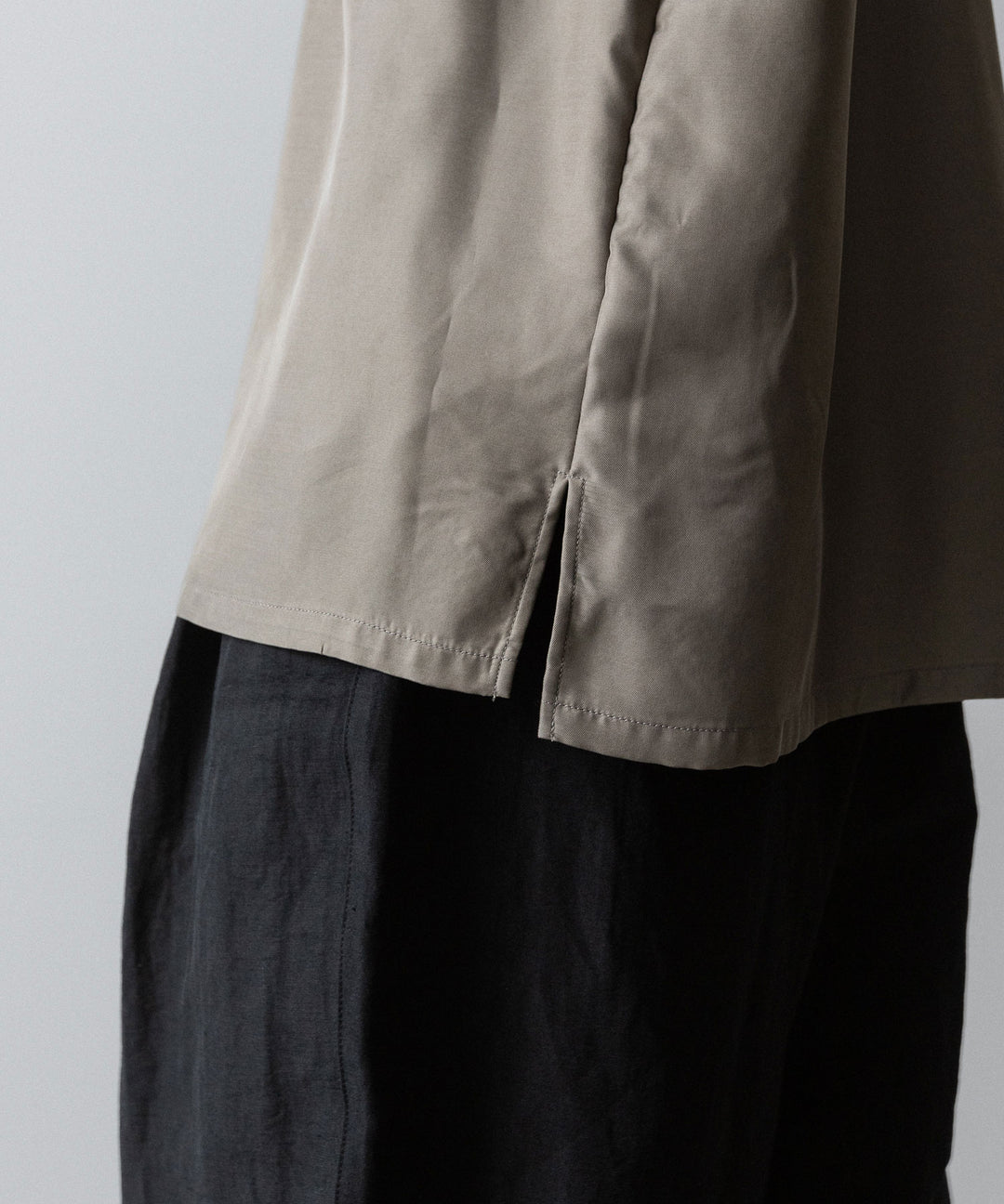 ssstein(シュタイン)のCUPRO TWILL OVERSIZED OPEN COLLAR SS SHIRT - TAUPEの公式通販サイトsession福岡セレクトショップ
