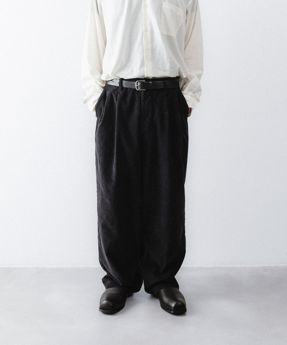 concause-コンコースのCORDUROY WIDE TAPERED SLACKSのBLACK公式通販サイトsession福岡セレクトショップ