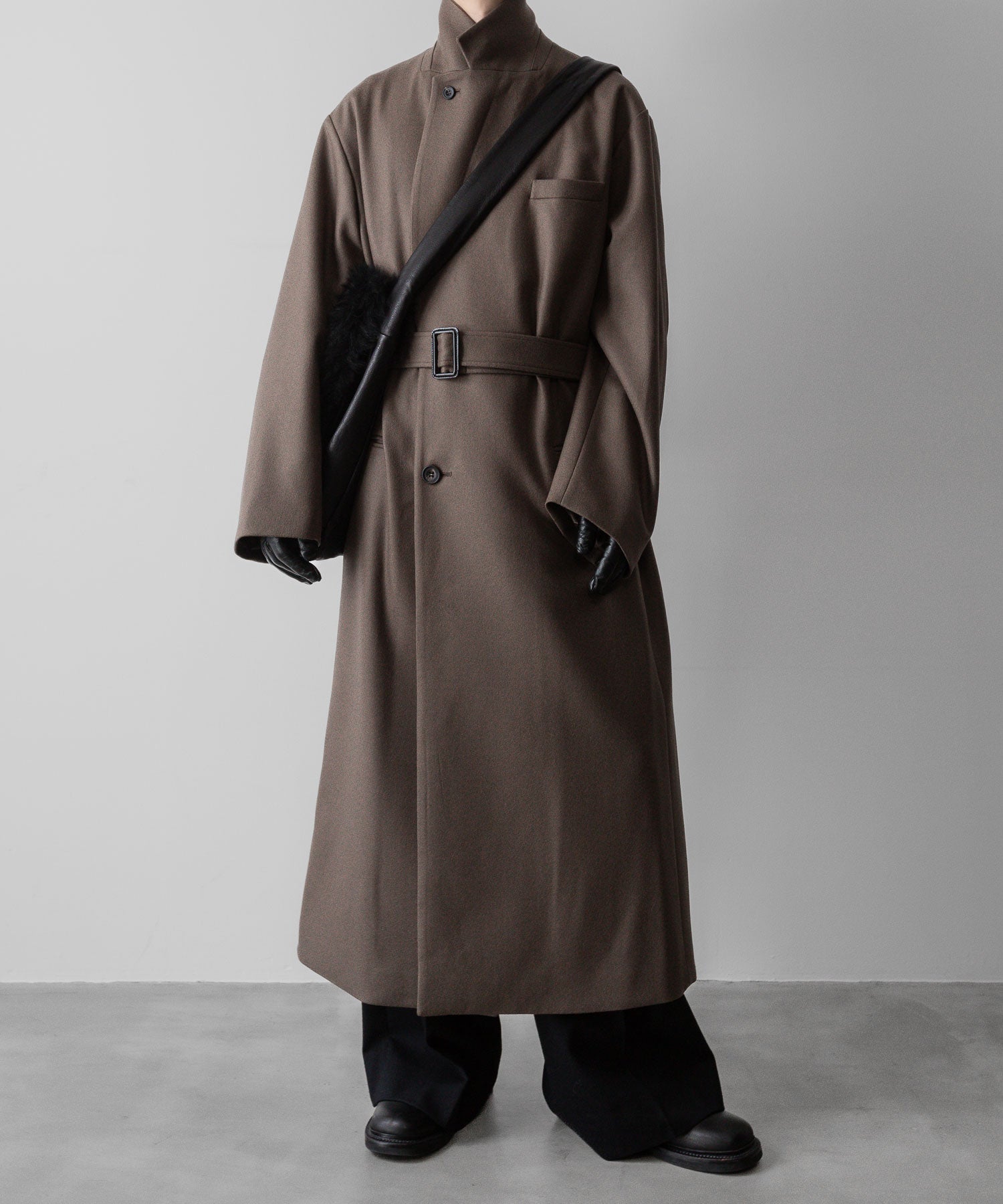 ssstein(シュタイン)の24AWコレクション OVERSIZED MAXI-LENGTH DOUBLE BREASTED COAT - DARK GREIGE 公式通販サイトsession福岡セレクトショップ