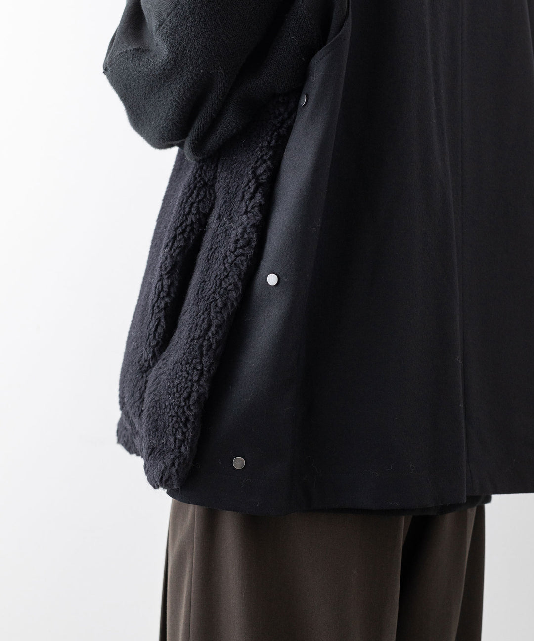 stein(シュタイン)の23AWコレクションWOOL FUR REVERSIBLE VESTのBLACK