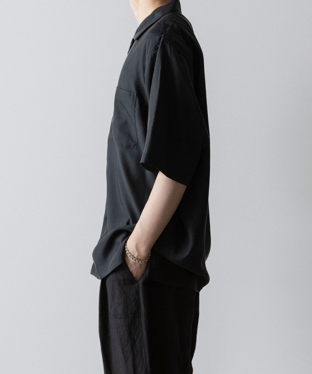 ssstein(シュタイン)のCUPRO TWILL OVERSIZED OPEN COLLAR SS SHIRT - BLACKの公式通販サイトsession福岡セレクトショップ
