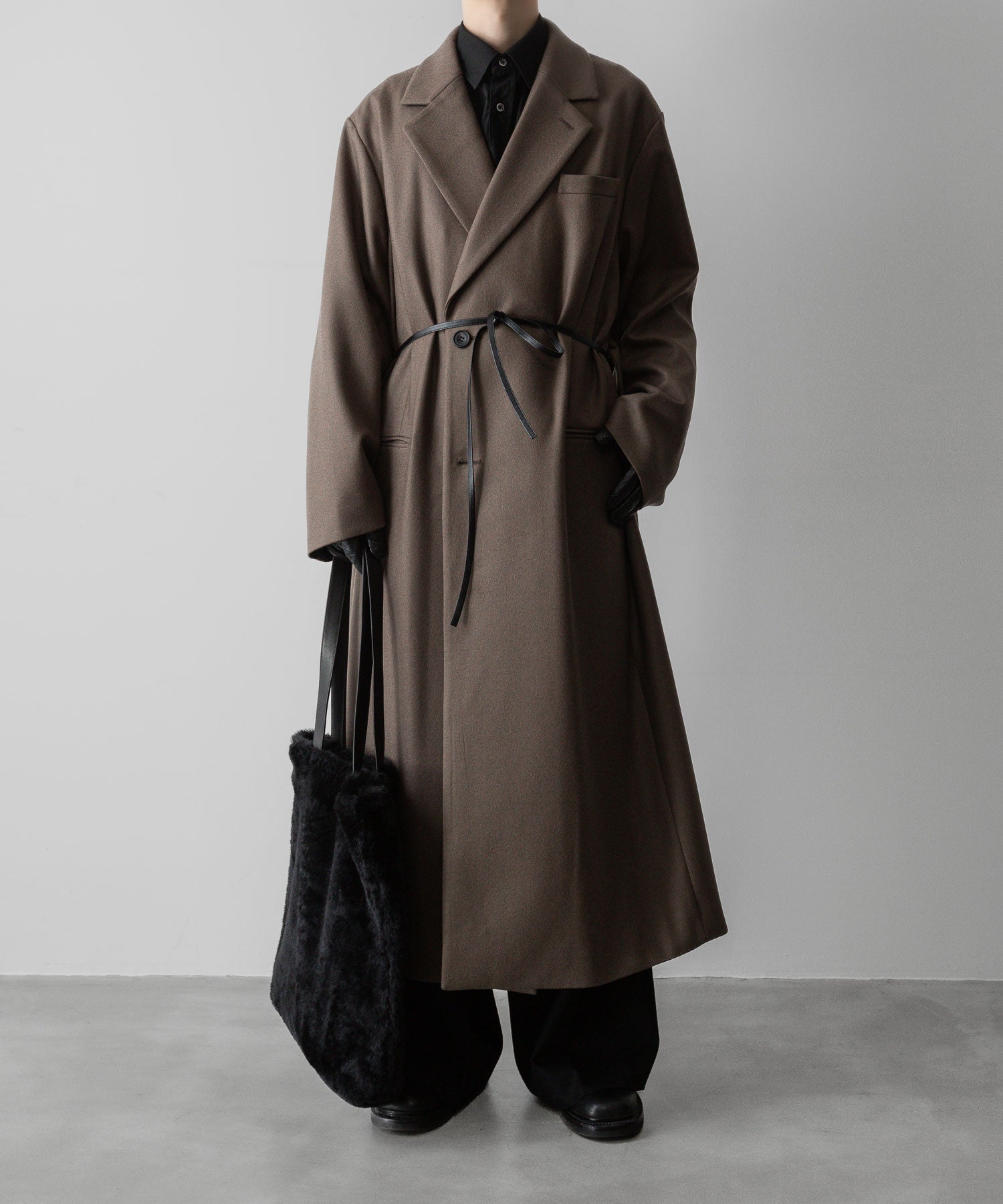 ssstein(シュタイン)の24AWコレクション OVERSIZED MAXI-LENGTH DOUBLE BREASTED COAT - DARK GREIGE 公式通販サイトsession福岡セレクトショップ