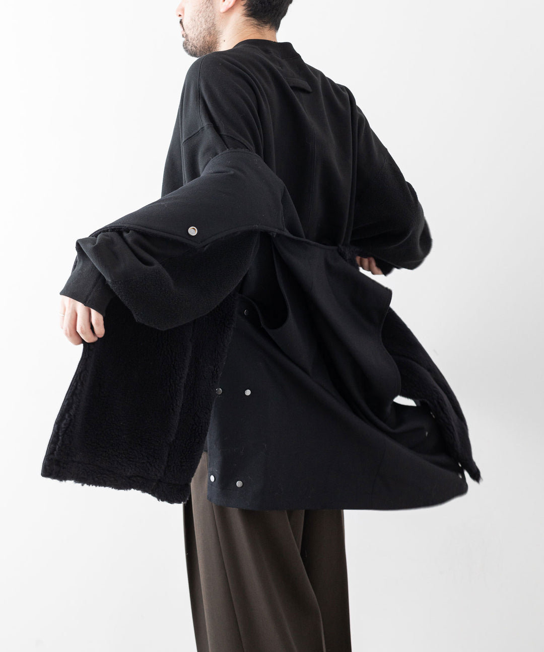 stein(シュタイン)の23AWコレクションWOOL FUR REVERSIBLE VESTのBLACK