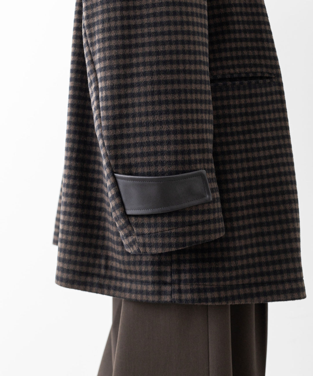 stein(シュタイン)の23AWコレクションLEATHER FLY FRONT LONG JACKETのGINGHAM