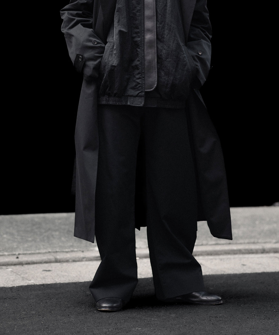 ssstein(シュタイン)のCOTTON SATIN OVERSIZED DOUBLE BREASTED COAT - BLACKの公式通販サイトsession福岡セレクトショップ