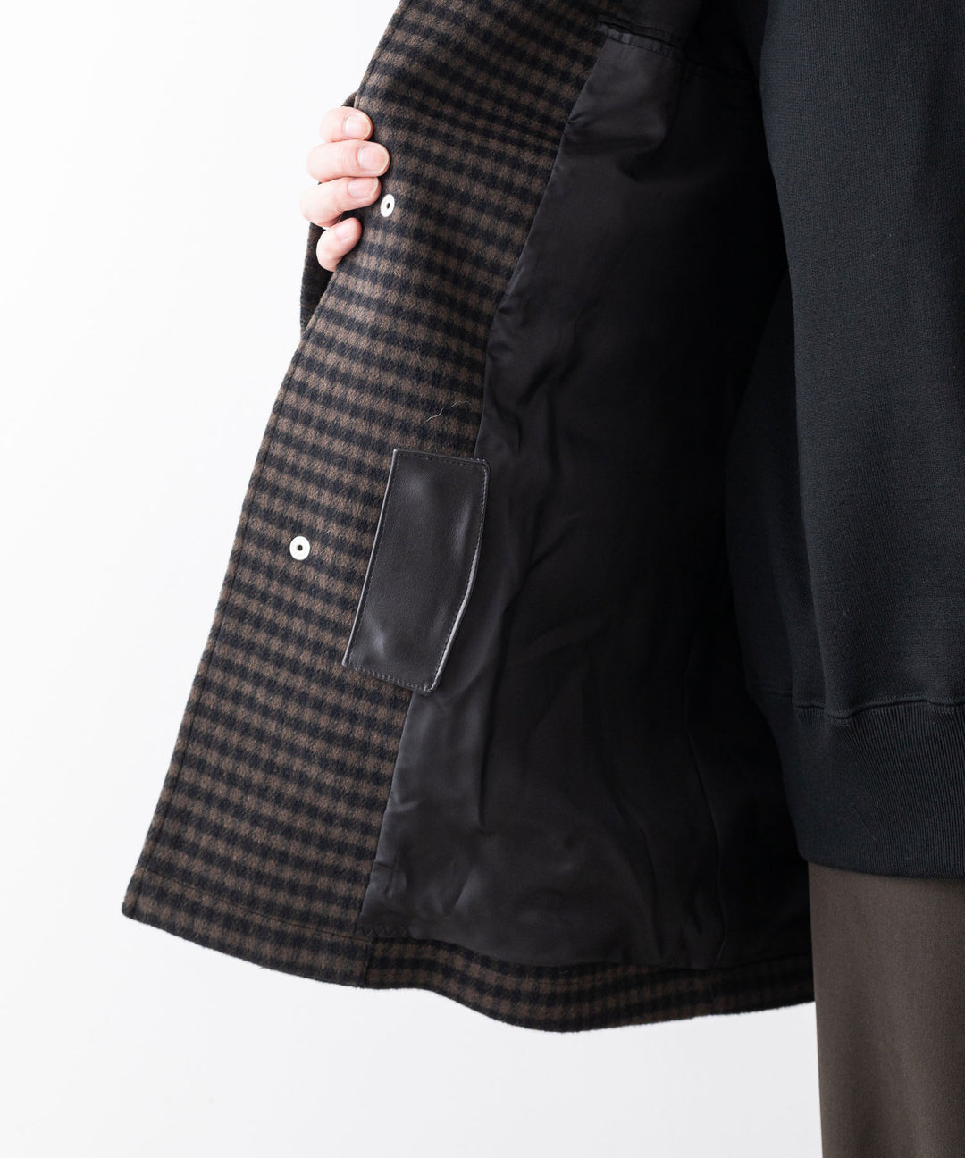stein(シュタイン)の23AWコレクションLEATHER FLY FRONT LONG JACKETのGINGHAM