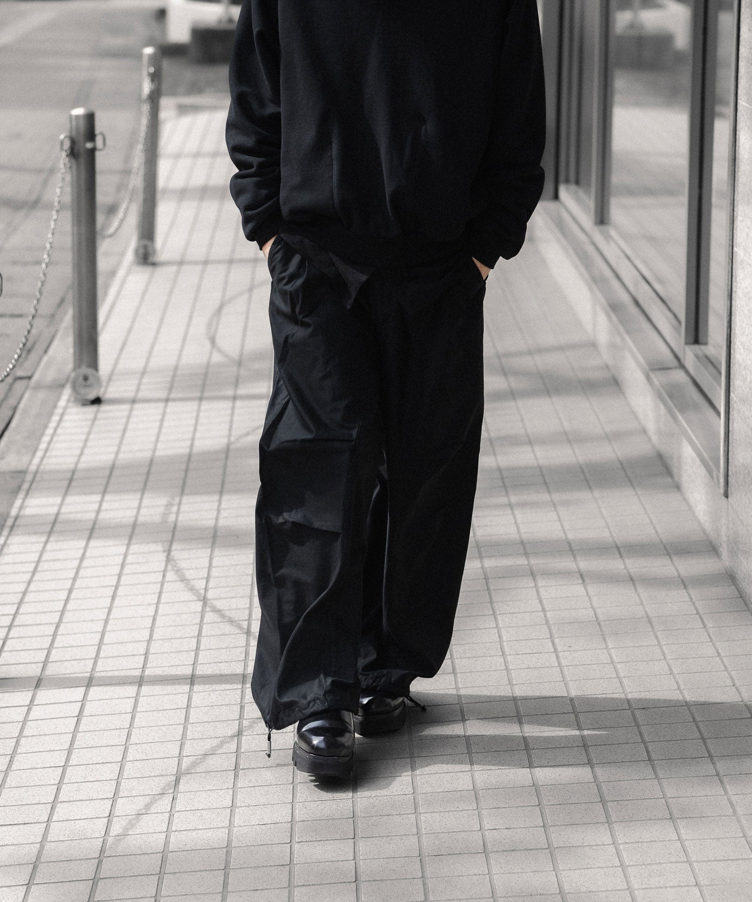 VEIN-ヴェインのCOTTON MOLESKIN 3D FILED TROUSERS のBLACK公式通販サイト　session福岡セレクトショップ