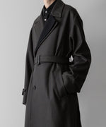 画像をギャラリービューアに読み込む, ssstein(シュタイン)の24AWコレクション DOUBLE LAPELED DOUBLE BREASTED COAT - GREY KHAKI × BLACK 公式通販サイトsession福岡セレクトショップ
