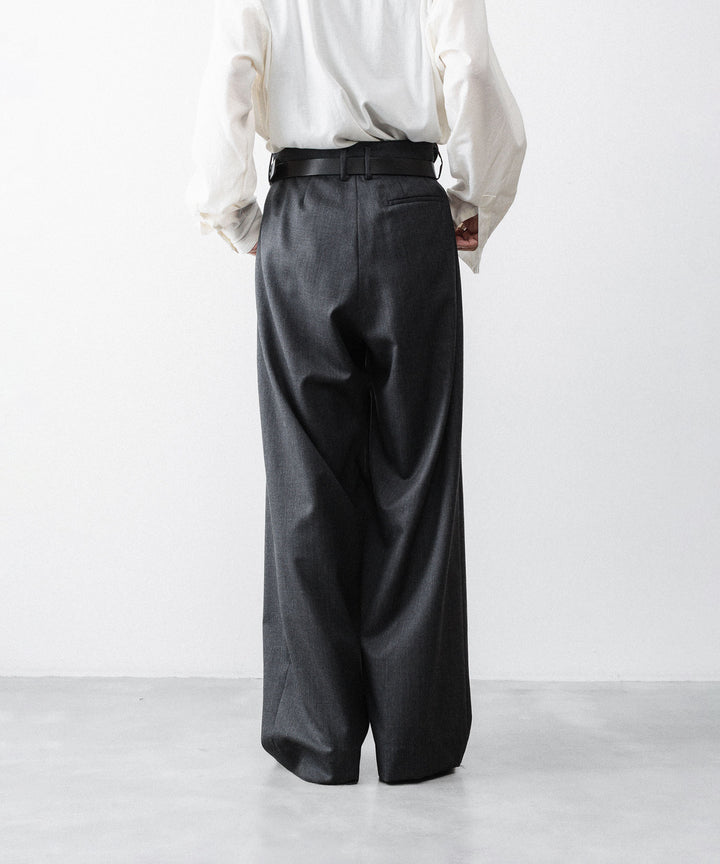 nakedgauge(ネイキッドゲージ)のWOOL GABARDINE 3PLEAT WIDE SLACKS - CHARCOAL GRAYの公式通販サイトsession福岡セレクトショップ
