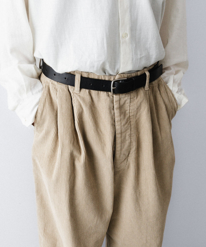 【concause】 CORDUROY WIDE TAPERED SLACKS - BEIGE
