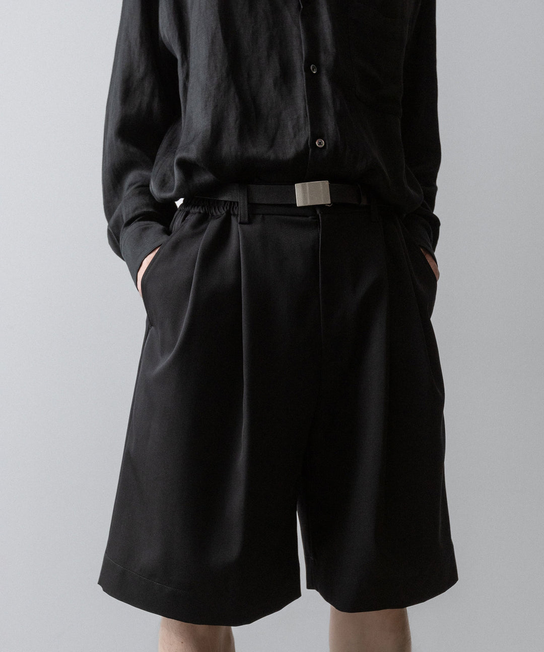 ssstein(シュタイン)の WIDE EASY SHORT TROUSERS(2/90 WOOL GABARDINE) - BLACKの公式通販サイトsession福岡セレクトショップ