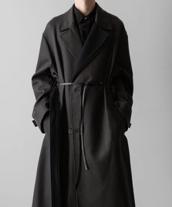 ssstein(シュタイン)の24AWコレクション DOUBLE LAPELED DOUBLE BREASTED COAT - GREY KHAKI × BLACK 公式通販サイトsession福岡セレクトショップ