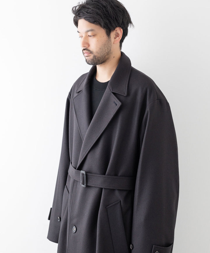 stein(シュタイン)の23AWコレクションOVERSIZED LAYERED SINGLE COATのDARK CHARCOAL