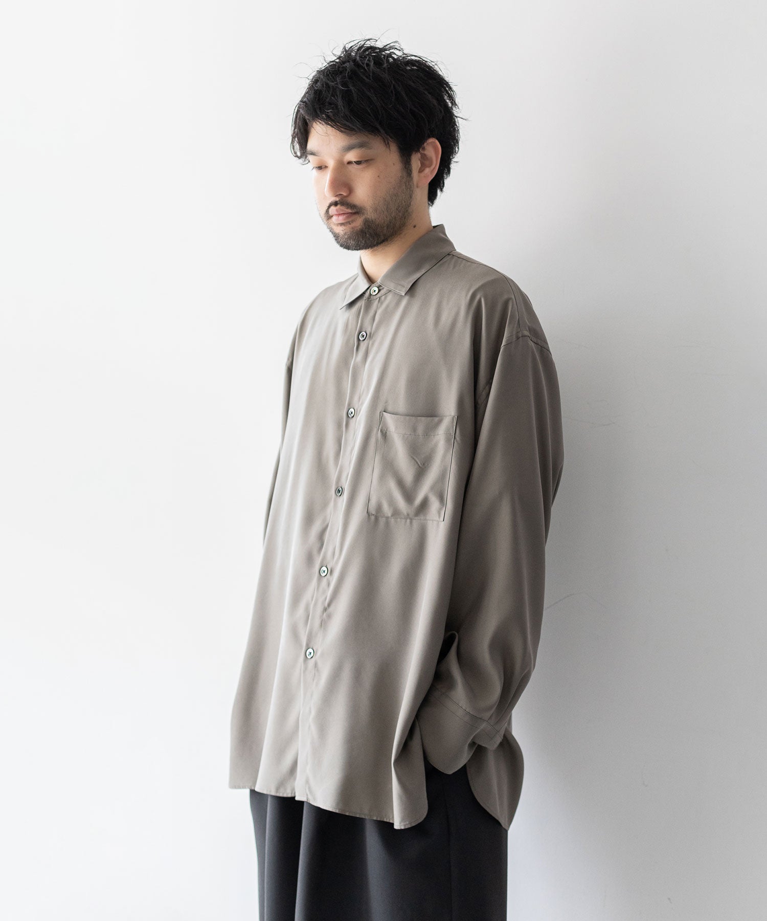 stein / シュタイン】OVERSIZED CUPRO LS SHIRT - G.KHAKI | 公式通販