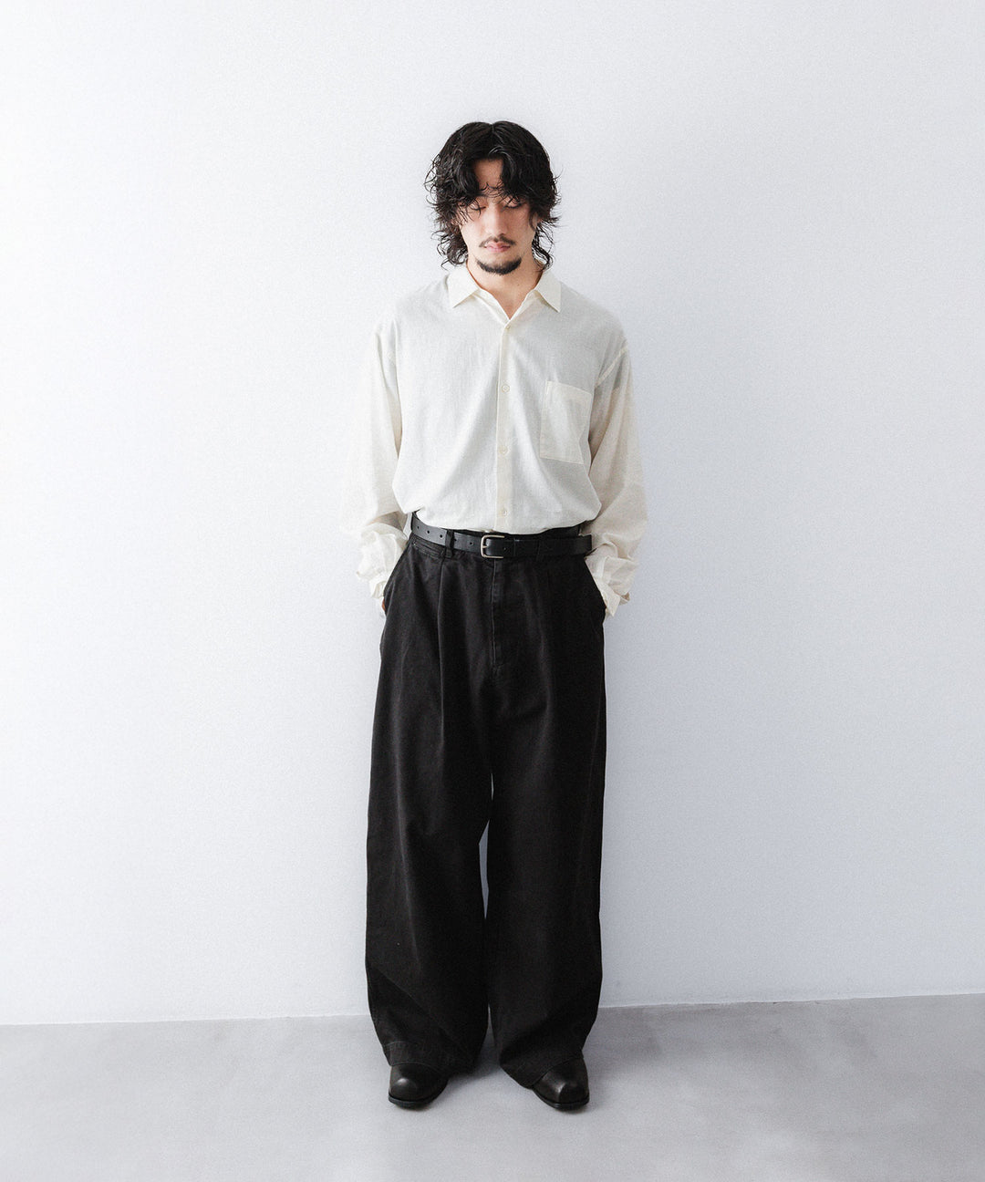 【concause】 WIDE WORK TROUSERS - BLACK