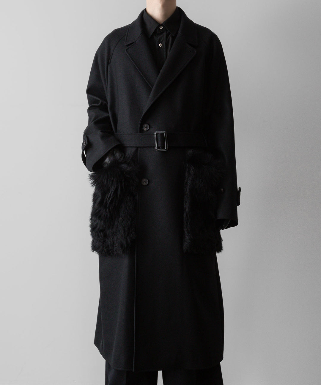 ssstein(シュタイン)の24AWコレクション OVERSIZED POCKET COAT (POCKET FUR) - BLACK 公式通販サイトsession福岡セレクトショップ