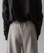 画像をギャラリービューアに読み込む, VEIN ヴェインのWO/PE QUARTER GAUGE KNIT EASY WIDE TROUSERS - X.OFF WHITEの公式通販サイトsession福岡セレクトショップ
