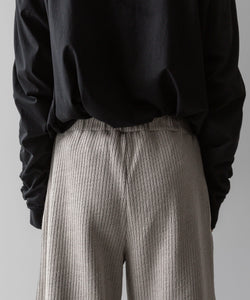 VEIN ヴェインのWO/PE QUARTER GAUGE KNIT EASY WIDE TROUSERS - X.OFF WHITEの公式通販サイトsession福岡セレクトショップ